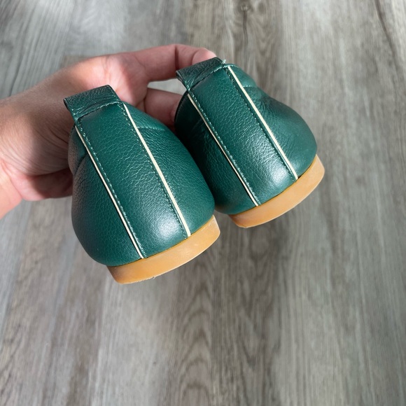 Everlane Day Glove Flats Ivy Green - Picture 4 of 7